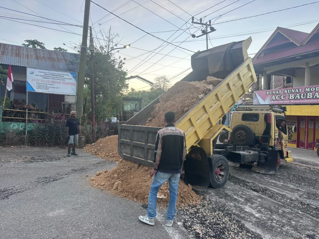 Penataan kawasan Lakologou 